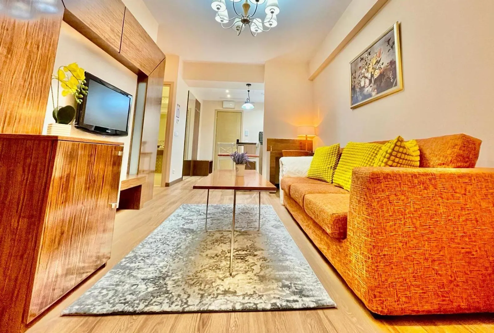 Royal Studio Apartment With A Perfect View - Yamaluxe Bucharest